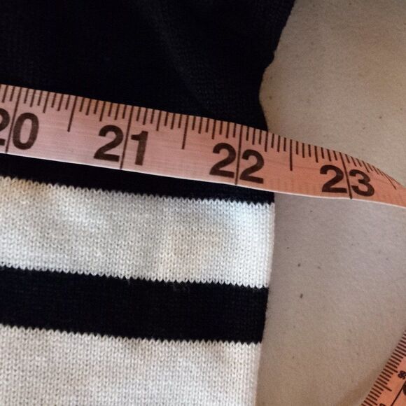 Alfred Dunner Women's Bead Embellished White and Black Sweater Granny Chic - Picture 4 of 5